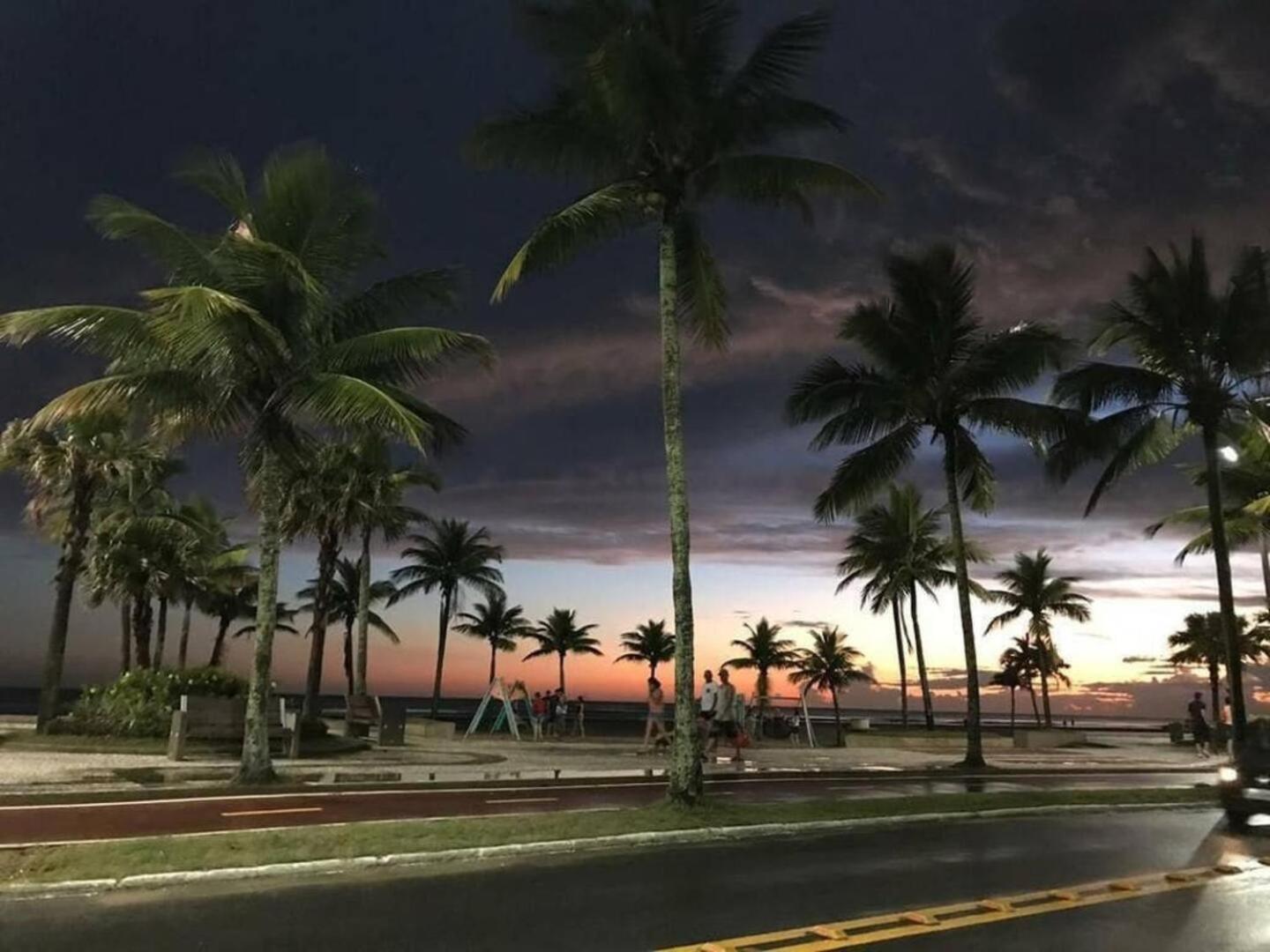 Apartamento Kit Net Pe Na Areia Praia Grande  Buitenkant foto